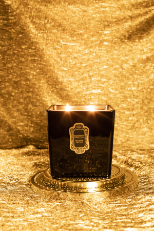 Свеча ароматическая Удовое дерево 400 г